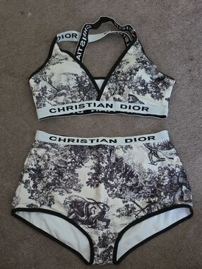 CD Swimsuit set L /XL